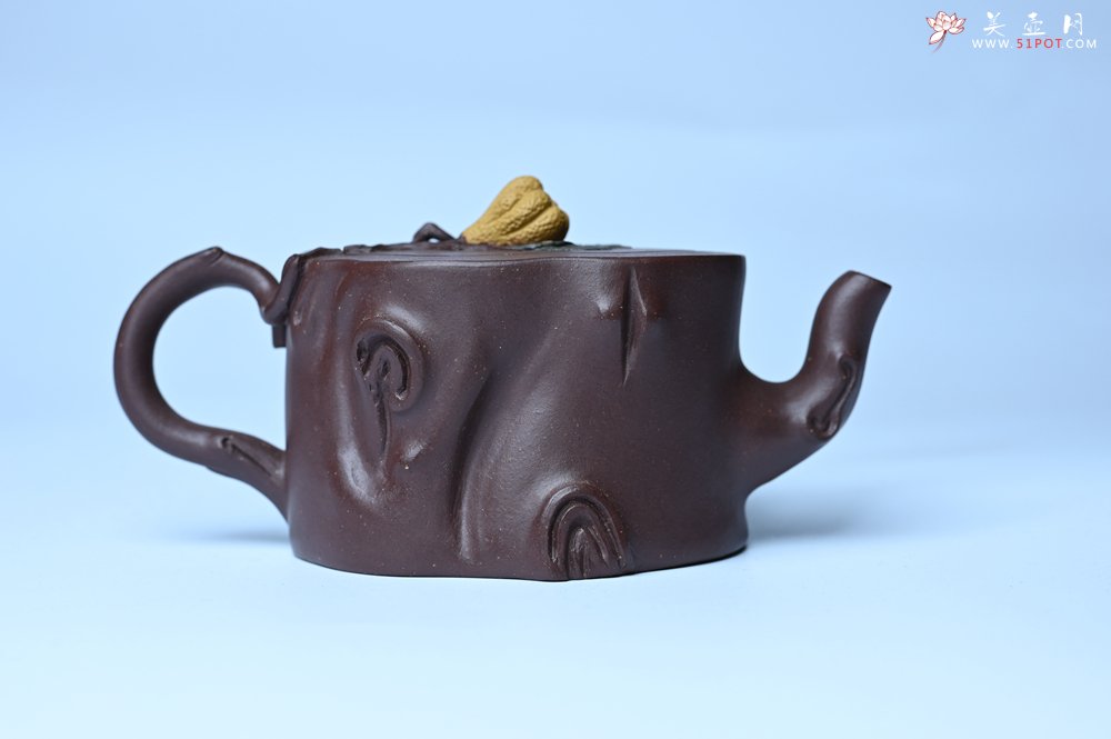紫砂壶图片：美壶特惠 精致老紫泥佛手壶 肌理生动 底部刻佛手祥云特文气 - 全手工紫砂壶网