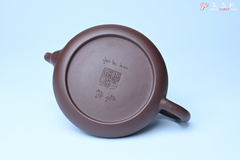 紫砂壶图片：潜力股周小培老师 全手工底槽青缘德壶 装饰通转梅花特文气 期待与您结缘 - 全手工紫砂壶网