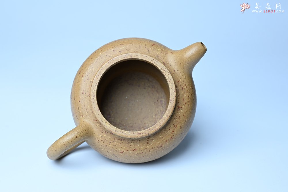 紫砂壶图片：美壶特惠 特好粗砂桃花段泥掇只紫砂壶 茶人醉爱 - 全手工紫砂壶网