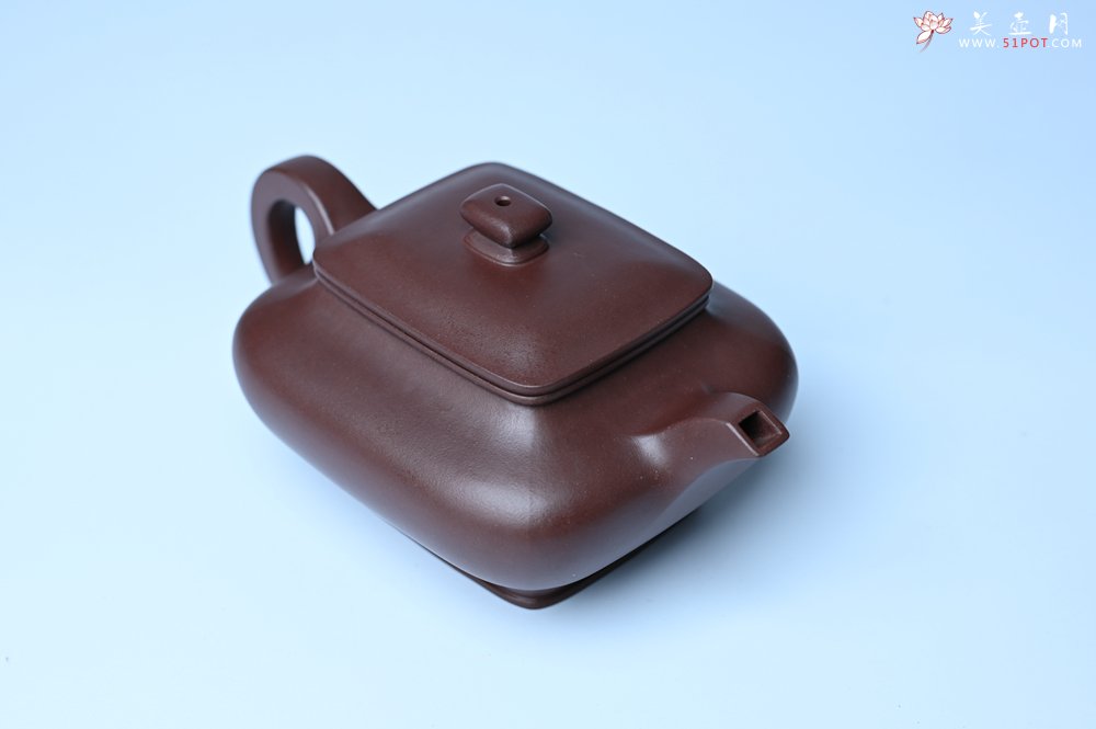 紫砂壶图片：油润老紫泥全手工精工小四方虚扁壶 - 全手工紫砂壶网