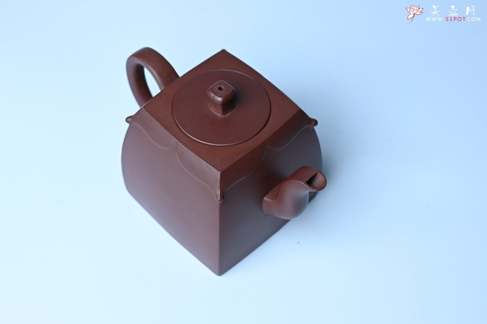 紫砂壶图片：美壶特惠 精致四方圆口壶 造型新颖 - 全手工紫砂壶网