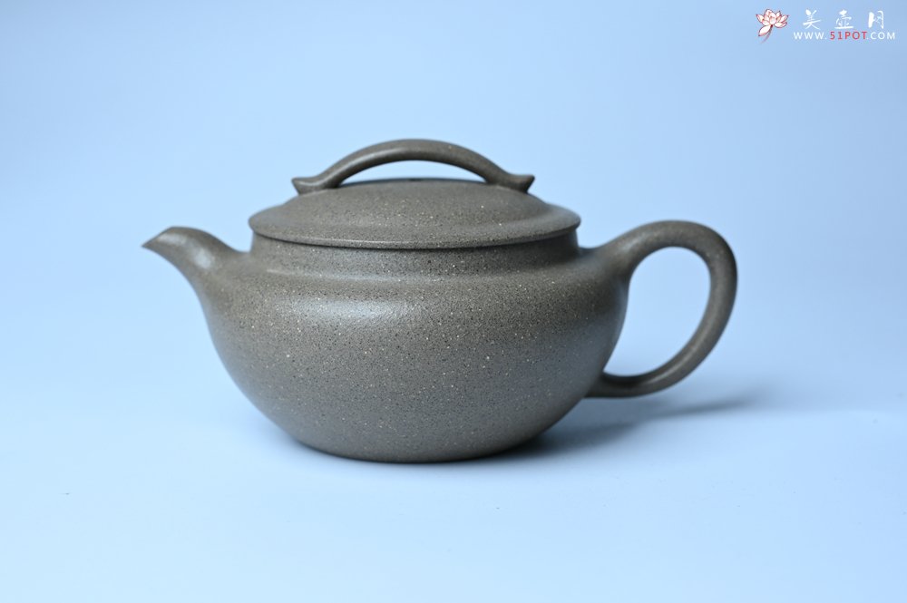 紫砂壶图片：美壶特惠 特好芝麻绿泥云帆紫砂壶 茶人醉爱 - 全手工紫砂壶网