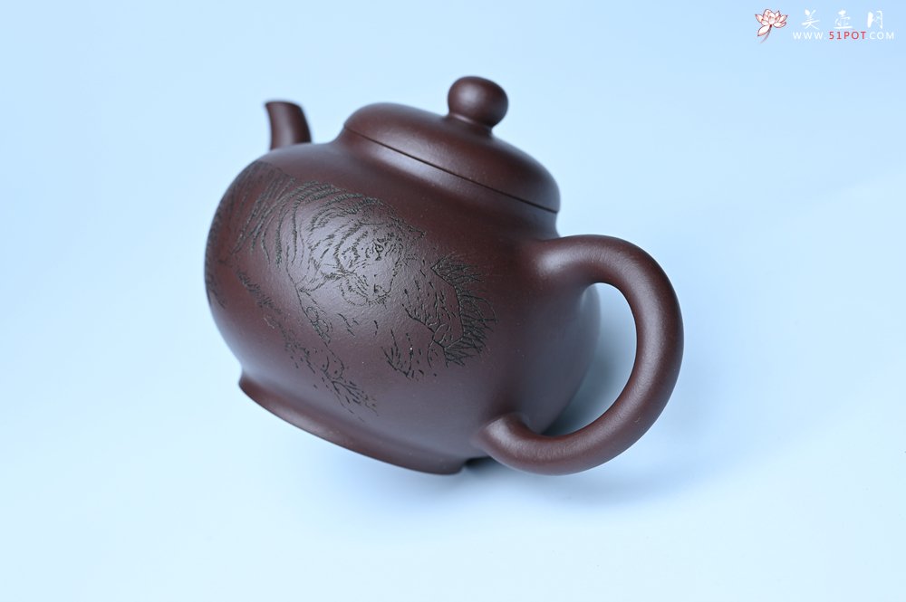 紫砂壶图片：油润黄龙山底槽青 全手工熹微壶 文气装饰 虎啸山林 期待与您结缘 - 全手工紫砂壶网