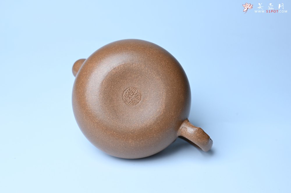 紫砂壶图片：美壶特惠 潜力股董静老师精品老段泥双色寿桃壶 茶人醉爱 - 全手工紫砂壶网