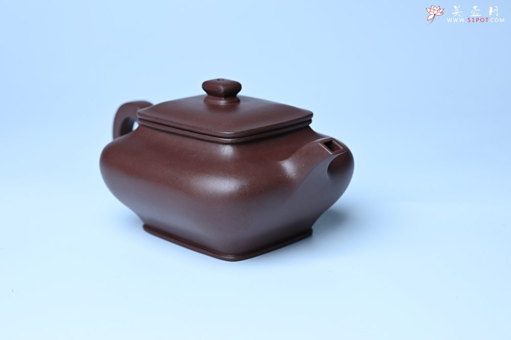 紫砂壶图片：油润老紫泥全手工精工小四方虚扁壶 - 全手工紫砂壶网