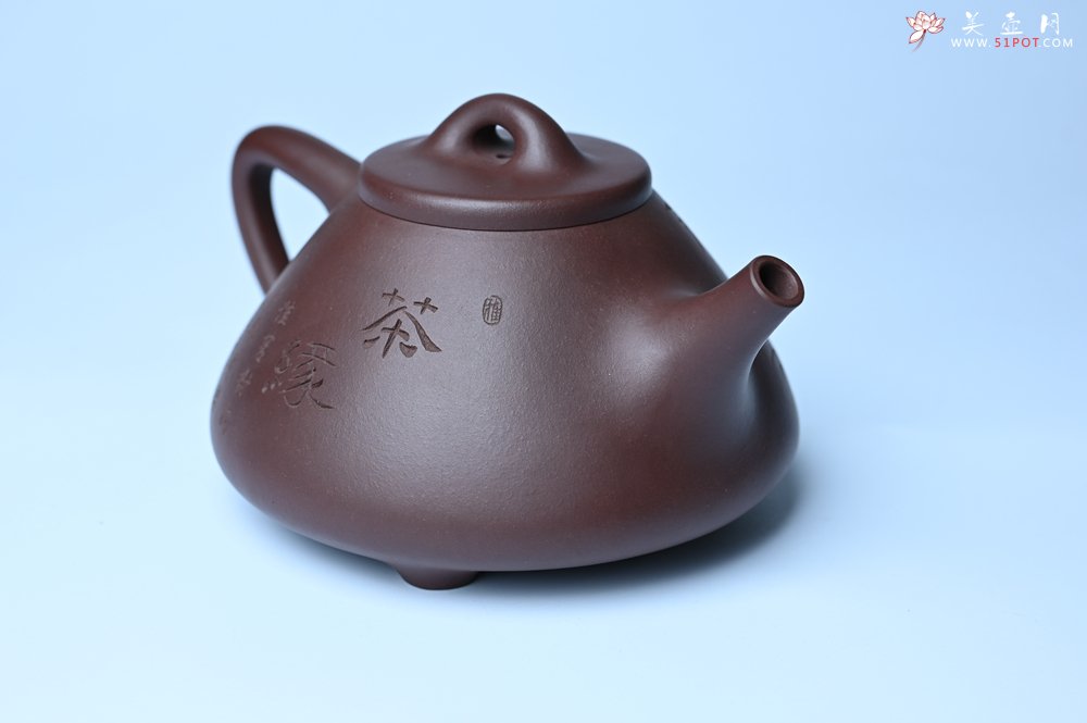 紫砂壶图片：潜力股周小培 特好全手工底槽清子冶石瓢 助工装饰品茶玩壶图 特文气 - 全手工紫砂壶网