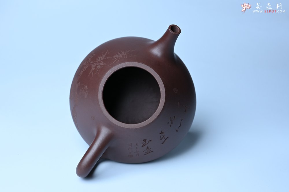 紫砂壶图片：潜力股周小培 特好全手工底槽清子冶石瓢 助工装饰 一片冰心在玉壶 特文气 - 全手工紫砂壶网