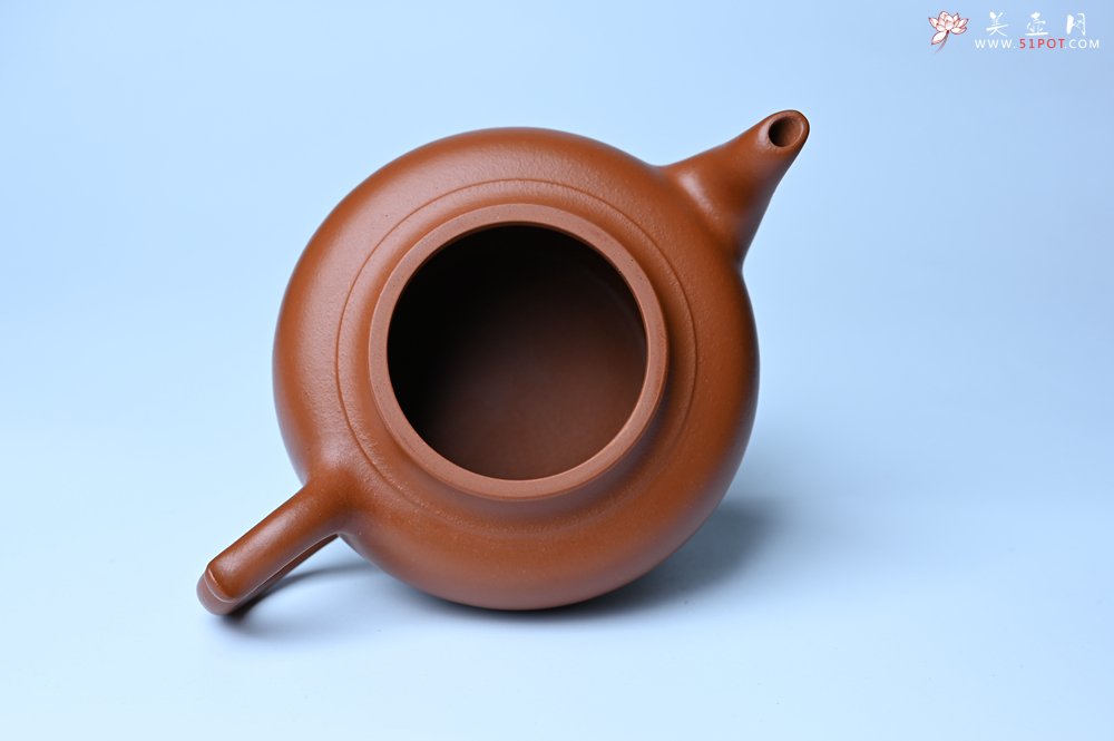 紫砂壶图片：潜力股周小培全手工演绎朱泥笑樱壶 中品难度大 - 全手工紫砂壶网