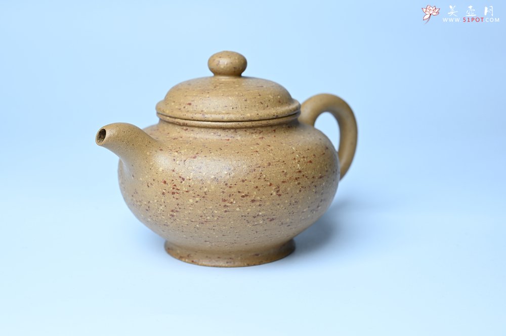 紫砂壶图片：美壶特惠 特好粗砂桃花段泥掇只紫砂壶 茶人醉爱 - 全手工紫砂壶网