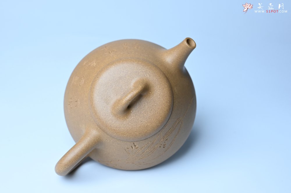 紫砂壶图片：油润老段泥(此泥料属于家藏老料！油润无比，识者自知！)全手工曼生石瓢 陶兴精心装饰 - 全手工紫砂壶网