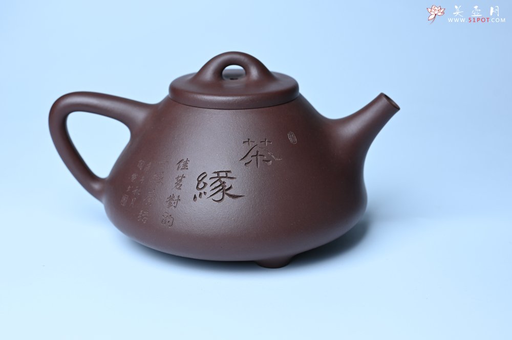 紫砂壶图片：潜力股周小培 特好全手工底槽清子冶石瓢 助工装饰品茶玩壶图 特文气 - 全手工紫砂壶网
