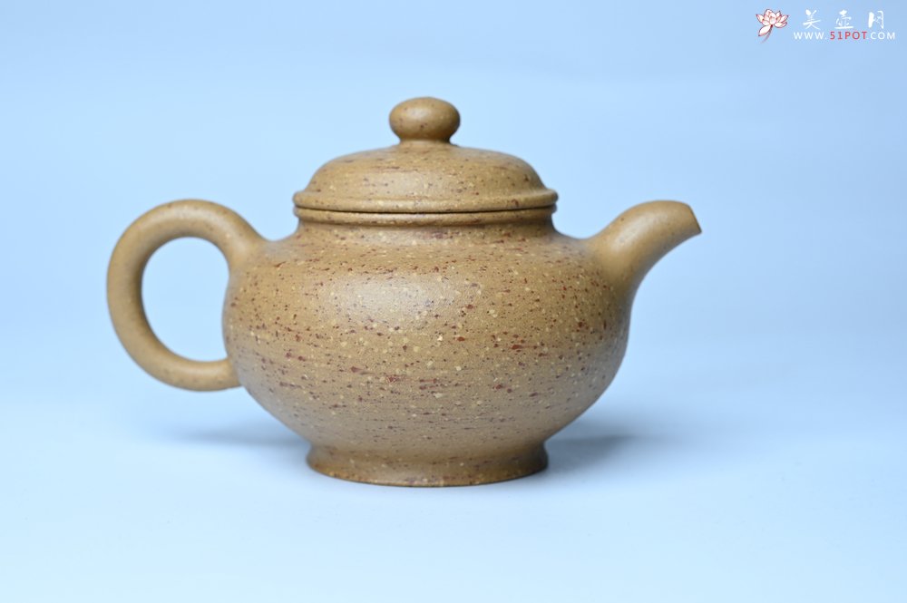 紫砂壶图片：美壶特惠 特好粗砂桃花段泥掇只紫砂壶 茶人醉爱 - 全手工紫砂壶网