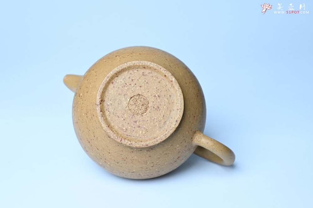 紫砂壶图片：美壶特惠 特好粗砂桃花段泥掇只紫砂壶 茶人醉爱 - 全手工紫砂壶网