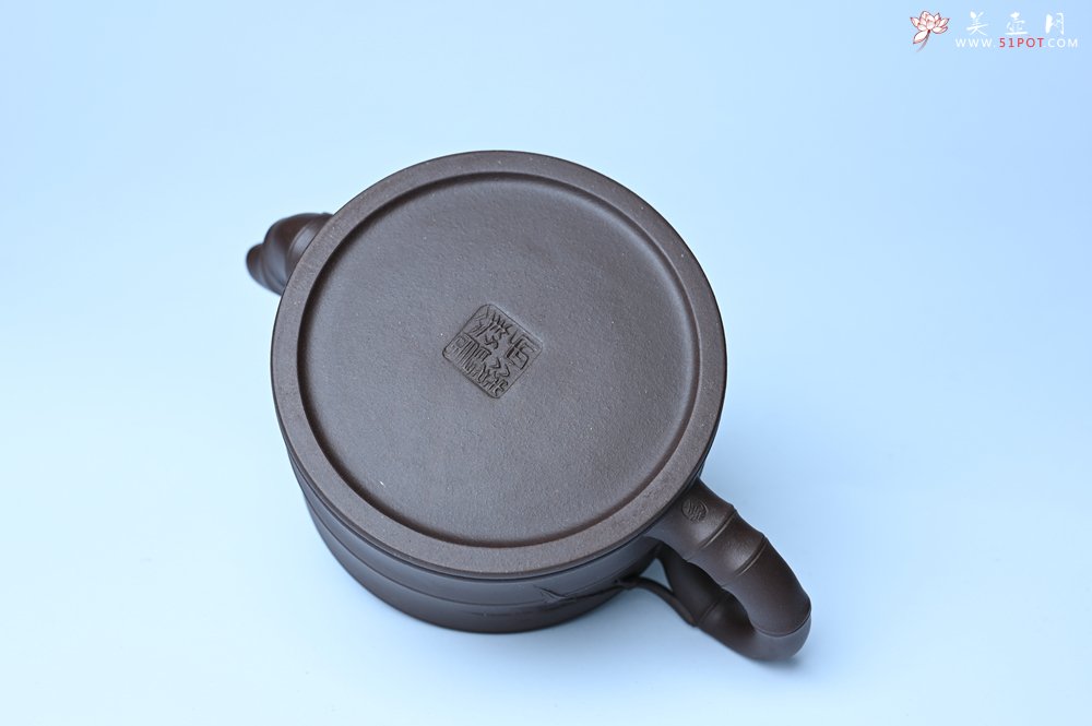 紫砂壶图片：美壶特惠 精致老紫泥可心竹段壶 茶人醉爱 - 全手工紫砂壶网