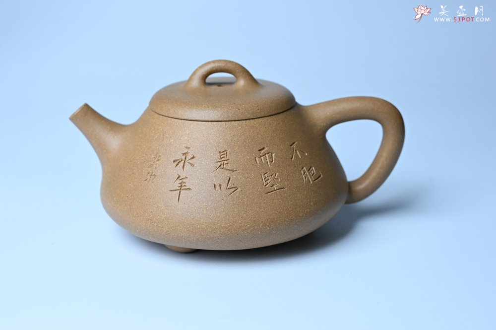 紫砂壶图片：油润老段泥(此泥料属于家藏老料！油润无比，识者自知！)全手工曼生石瓢 陶兴精心装饰 - 全手工紫砂壶网