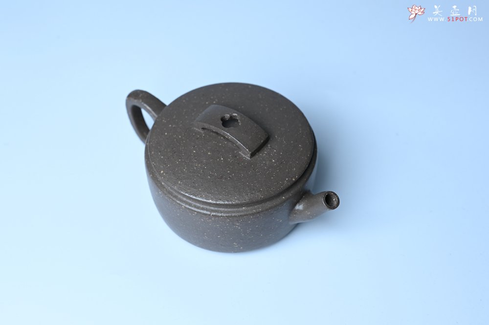 紫砂壶图片：美壶特惠 优质青灰段泥汉瓦壶 茶人醉爱 - 全手工紫砂壶网