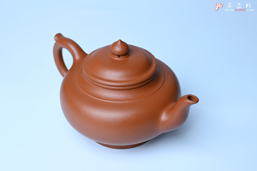 紫砂壶图片：潜力股周小培全手工演绎朱泥笑樱壶 中品难度大 - 全手工紫砂壶网