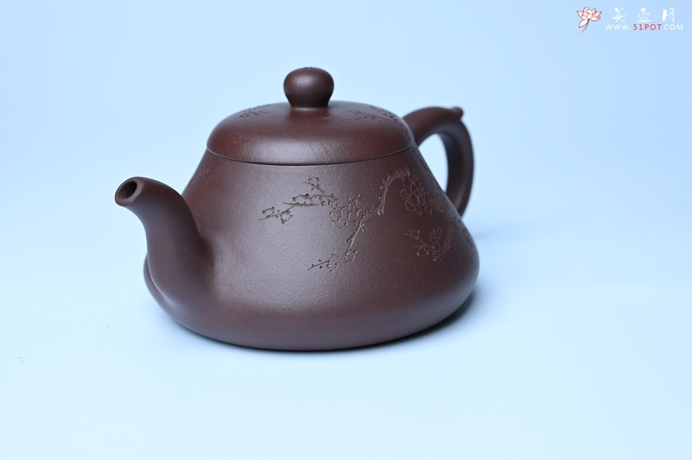 紫砂壶图片：潜力股周小培老师 全手工底槽青缘德壶 装饰通转梅花特文气 期待与您结缘 - 全手工紫砂壶网