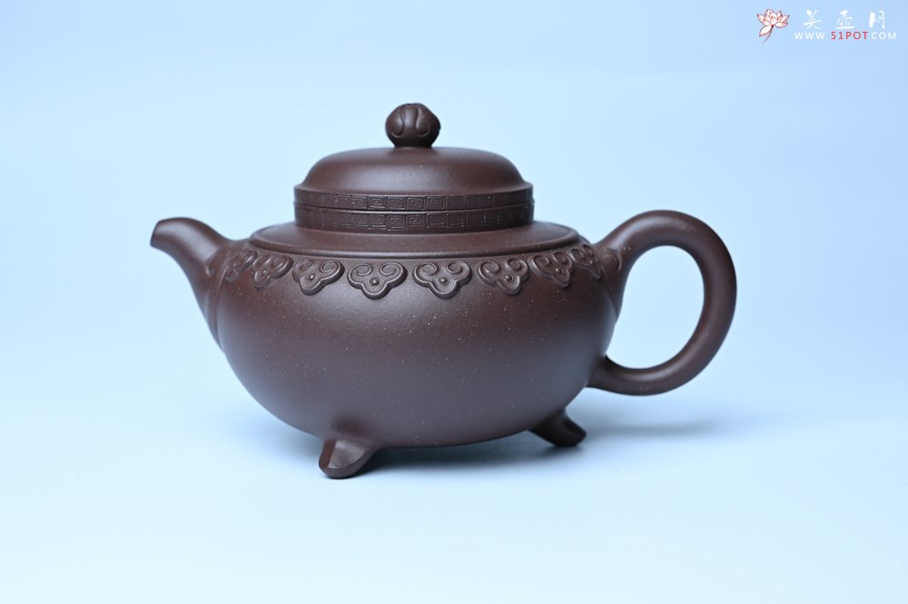 紫砂壶图片：美壶特惠 精致紫泥云肩如意壶 茶人醉爱 - 全手工紫砂壶网