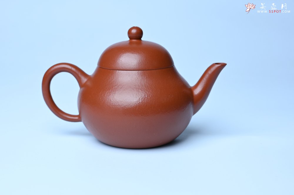 紫砂壶图片：美壶特惠 优质朱泥梨形壶 蝶恋花 茶人醉爱 - 全手工紫砂壶网