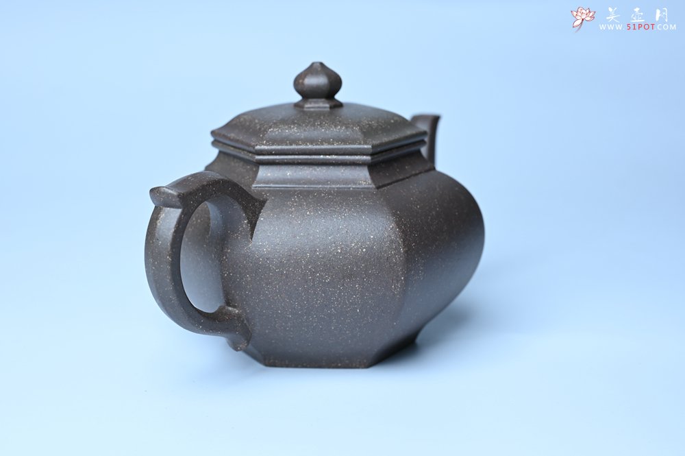 紫砂壶图片：实力派张海艳全手工特好老青灰段泥六方笑樱壶 做工灰常精致 气韵流畅 - 全手工紫砂壶网