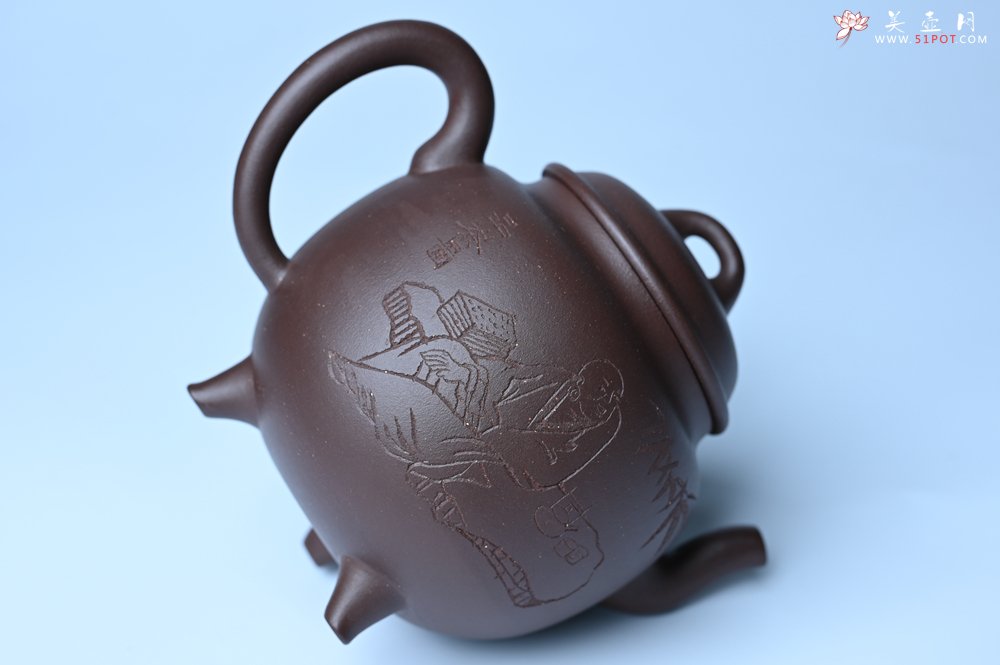 紫砂壶图片：美壶特惠 优质紫泥精致三足鼎壶 品茶论道 - 全手工紫砂壶网