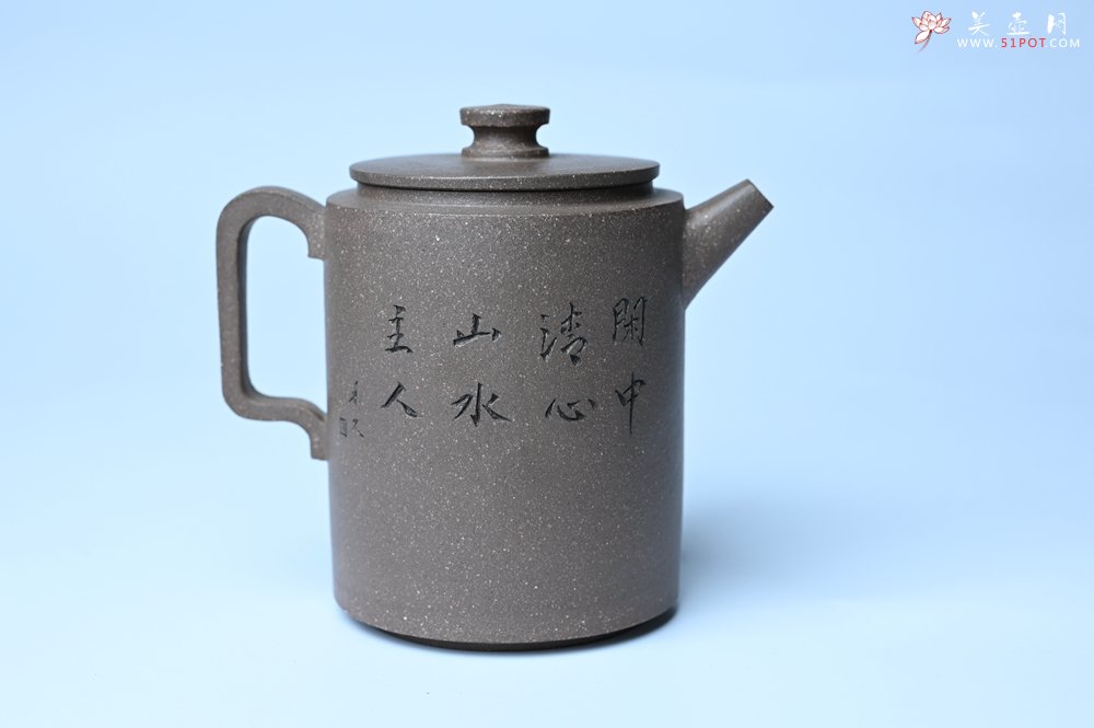 紫砂壶图片：美壶特惠 蠡墅大水潭深井老天青泥 精致圆础壶 装饰山水 茶人醉爱 - 全手工紫砂壶网