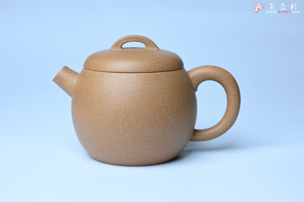 紫砂壶图片：美壶特惠 特好老黄段泥精致大炮巨轮壶 茶人醉爱 - 全手工紫砂壶网