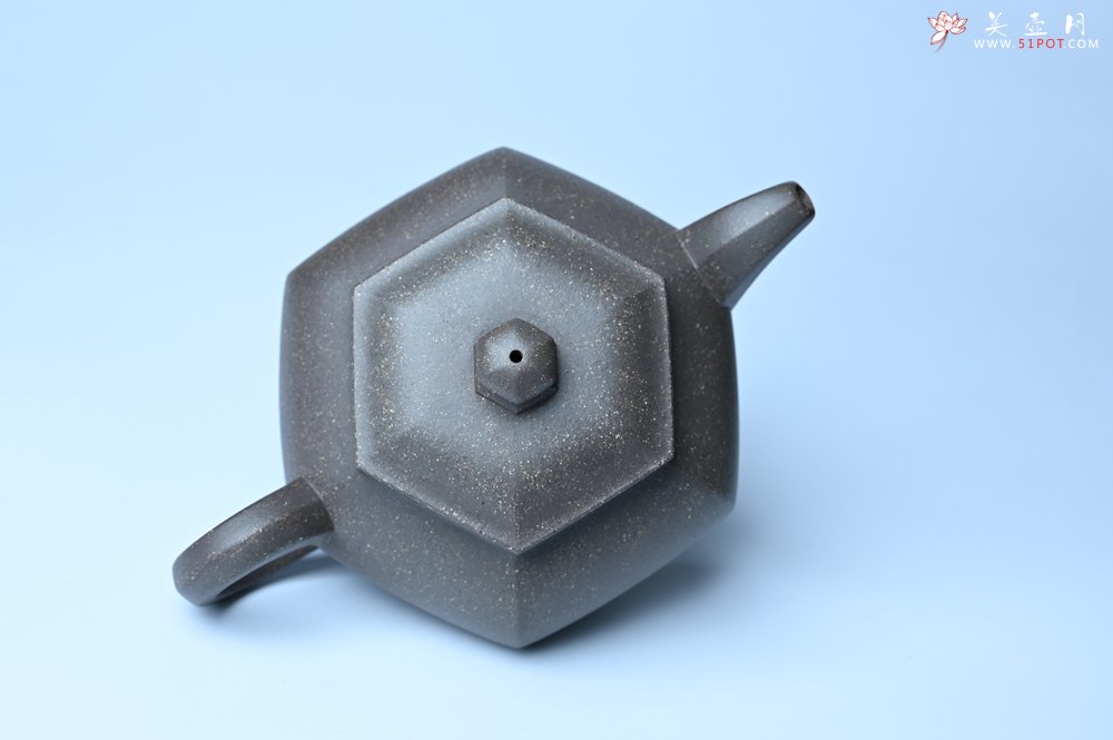 紫砂壶图片：实力派张海艳全手工油润青灰段泥藏六方壶 线面挺快 大气 - 全手工紫砂壶网