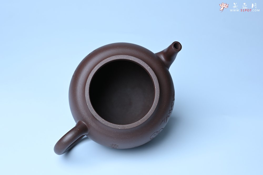 紫砂壶图片：美壶特惠 优质紫泥精致三足鼎壶 品茶论道 - 全手工紫砂壶网