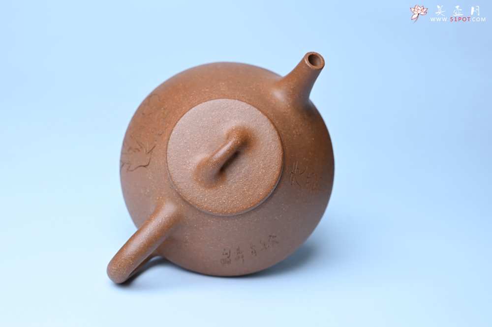 紫砂壶图片：油润五彩段泥 全手工薄胎子冶石瓢 难度大 骨肉匀挺 文气装饰罗汉图 无为 - 全手工紫砂壶网
