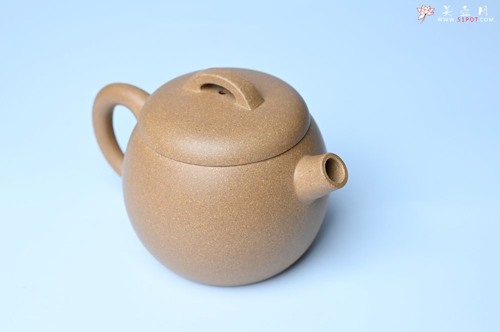 紫砂壶图片：美壶特惠 特好老黄段泥精致大炮巨轮壶 茶人醉爱 - 全手工紫砂壶网