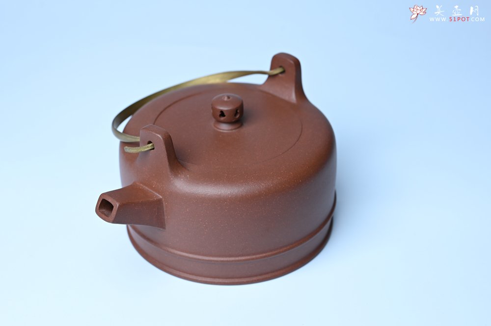 紫砂壶图片：美壶特惠 手工手制精致紫泥提梁壶 茶人醉爱 - 全手工紫砂壶网