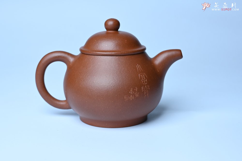 紫砂壶图片：美壶特惠 王老师 全手工红降坡泥潘壶 国助工 易轩 范小君徒杨志超老师刻绘 装饰小富贵特文气 - 全手工紫砂壶网