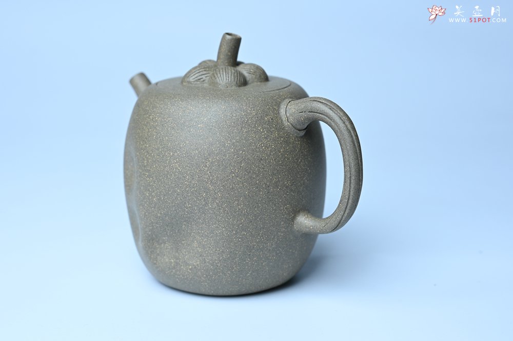 紫砂壶图片：美壶特惠 精致薄胎青段泥瓜菱壶 质量仅84g 茶人醉爱 - 全手工紫砂壶网