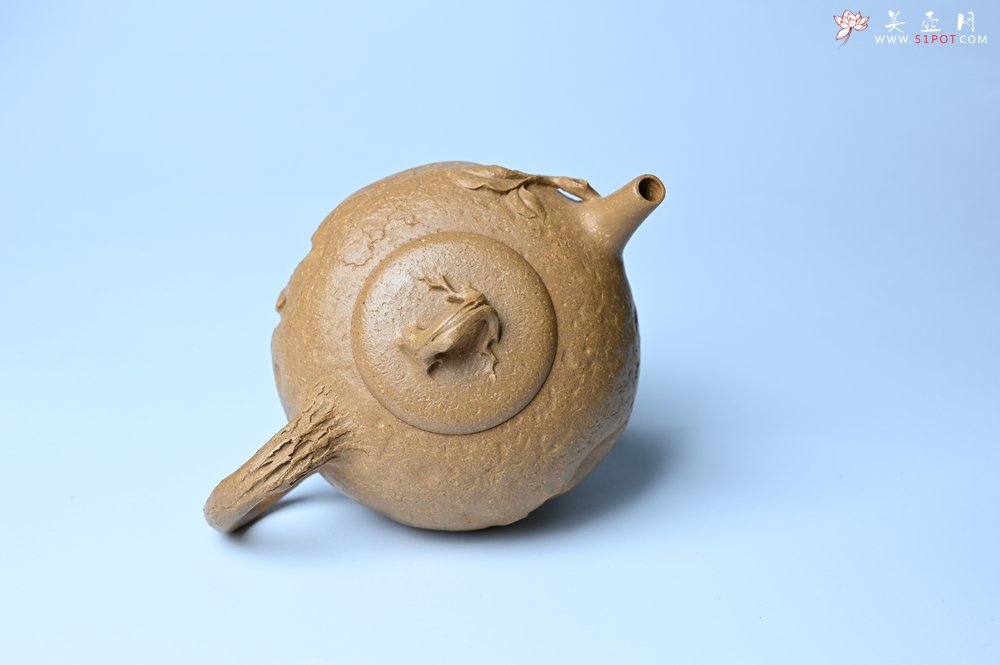 紫砂壶图片：美壶特惠 特好老段泥全手工供春壶 茶人醉爱 - 全手工紫砂壶网