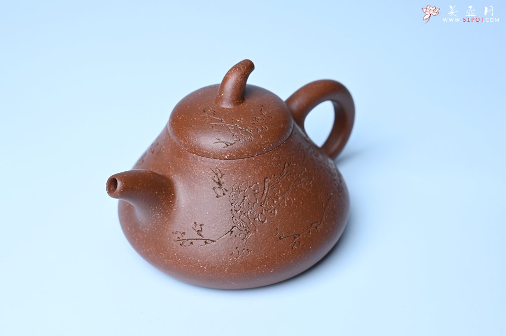 紫砂壶图片：美壶特惠 潜力股王老师 全手工拍打成型茄瓢壶 装饰梅花 特文气 - 全手工紫砂壶网