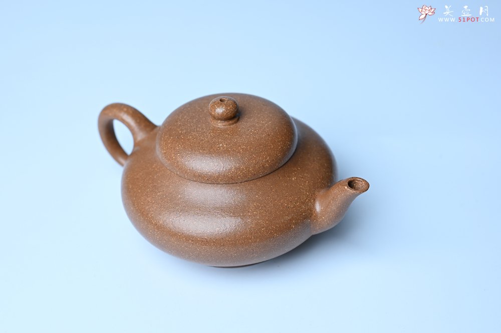 紫砂壶图片：美壶特惠 特好老段泥精致合欢壶 茶人醉爱 - 全手工紫砂壶网