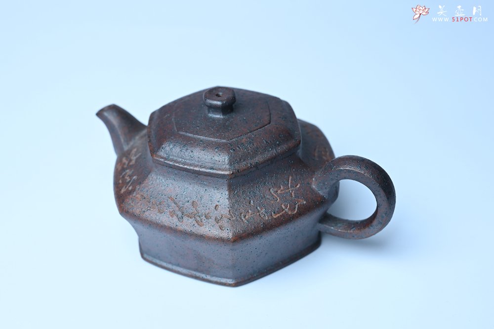 紫砂壶图片：美壶特惠 柴烧六方虚扁紫砂壶 茶人醉爱 - 全手工紫砂壶网