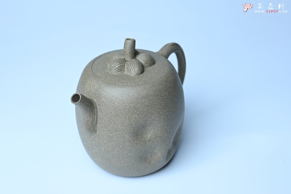 紫砂壶图片：美壶特惠 精致薄胎青段泥瓜菱壶 质量仅84g 茶人醉爱 - 全手工紫砂壶网