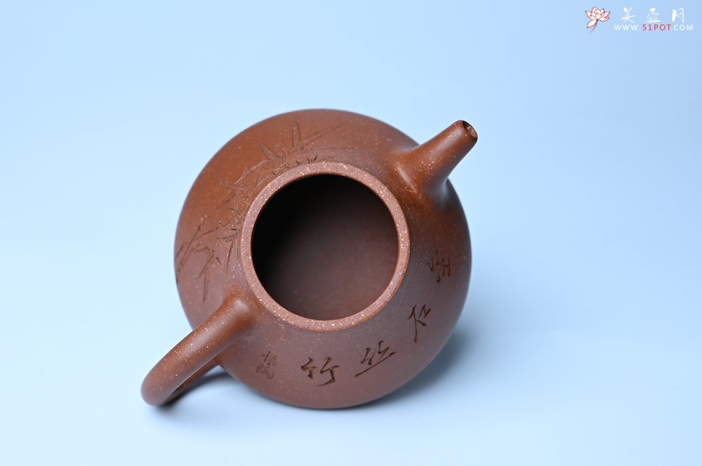 紫砂壶图片：美壶特惠 潜力股王老师 全手工拍打成型茄瓢壶 装饰居不可无竹 特文气 - 全手工紫砂壶网