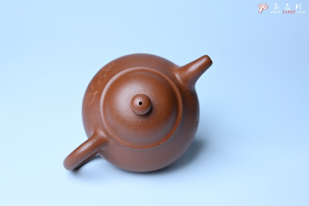 紫砂壶图片：美壶特惠 王老师 全手工红降坡泥潘壶 国助工 易轩 范小君徒杨志超老师刻绘 装饰小富贵特文气 - 全手工紫砂壶网