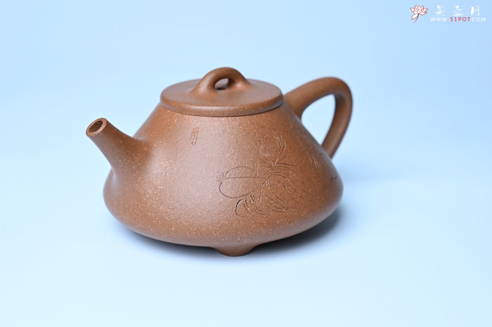 紫砂壶图片：油润五彩段泥 全手工薄胎子冶石瓢 难度大 骨肉匀挺 文气装饰罗汉图 - 全手工紫砂壶网