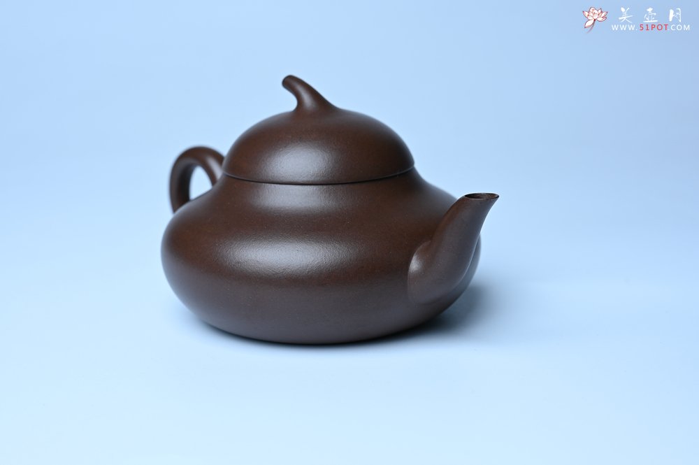 紫砂壶图片：美壶特惠 特好老紫泥茄段梨形壶 茶人醉爱 - 全手工紫砂壶网