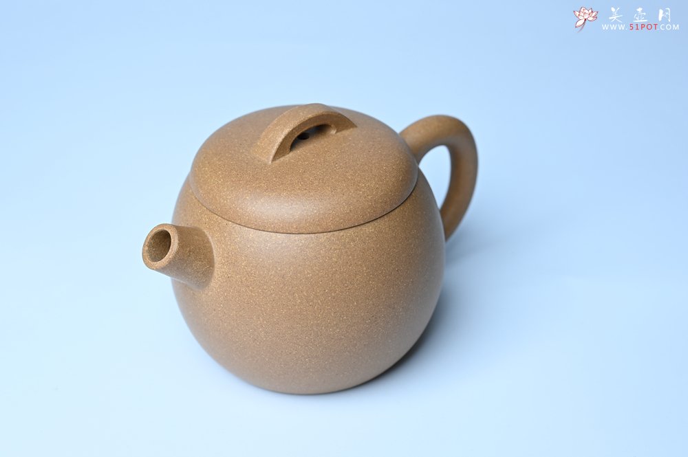 紫砂壶图片：美壶特惠 特好老黄段泥精致大炮巨轮壶 茶人醉爱 - 全手工紫砂壶网