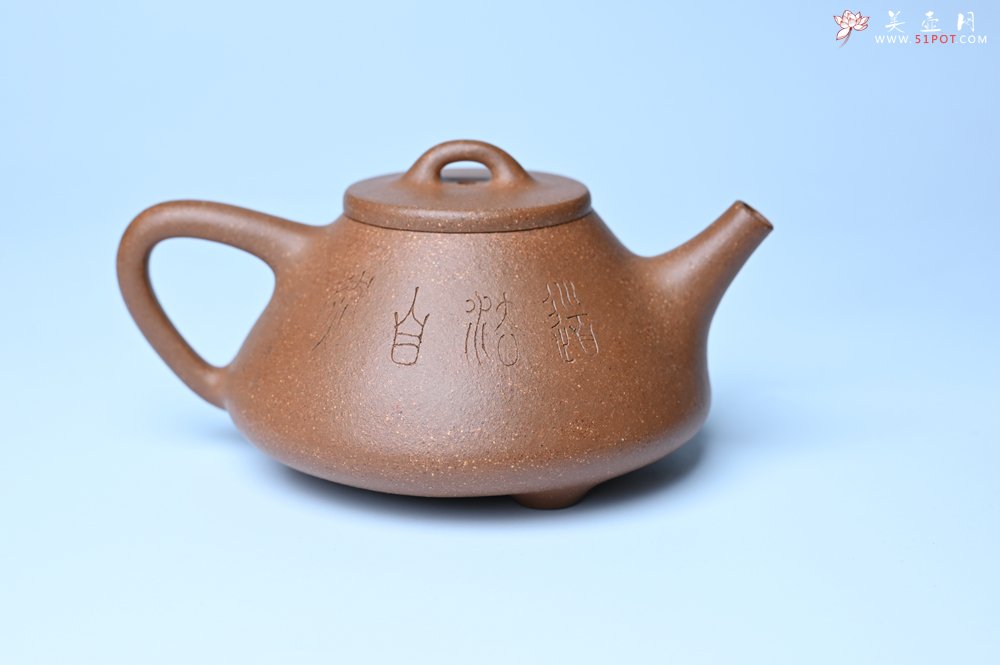 紫砂壶图片：油润五彩段泥 全手工薄胎子冶石瓢 难度大 骨肉匀挺 文气装饰罗汉图 - 全手工紫砂壶网