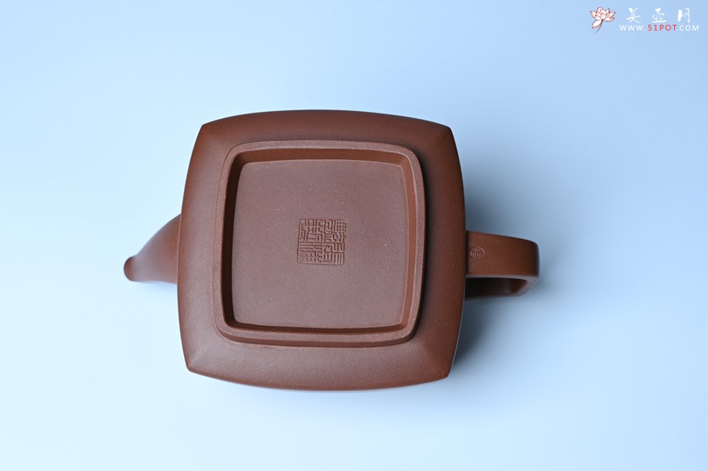 紫砂壶图片：实力派张海艳全手工精工砂四方壶 做工一流 - 全手工紫砂壶网