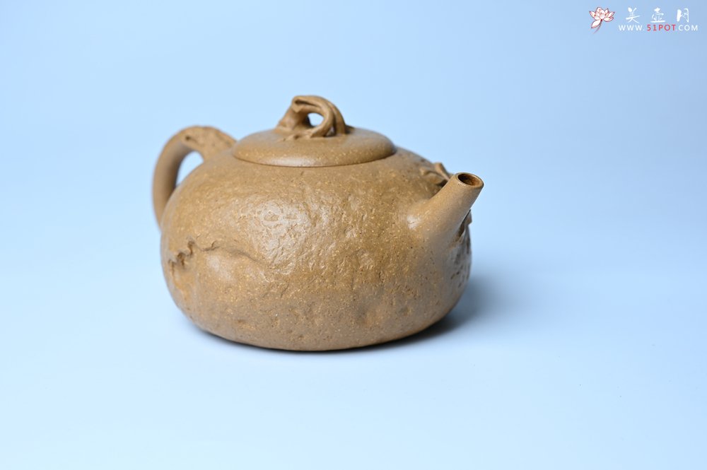 紫砂壶图片：美壶特惠 特好老段泥全手工供春壶 茶人醉爱 - 全手工紫砂壶网