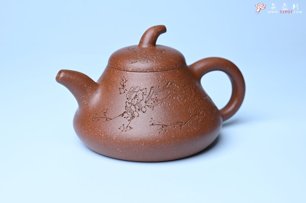 紫砂壶图片：美壶特惠 潜力股王老师 全手工拍打成型茄瓢壶 装饰梅花 特文气 - 全手工紫砂壶网