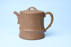 紫砂壶图片：美壶特惠 精工黄金段泥竹段 挺拔秀雅 茶人醉爱 - 全手工紫砂壶网